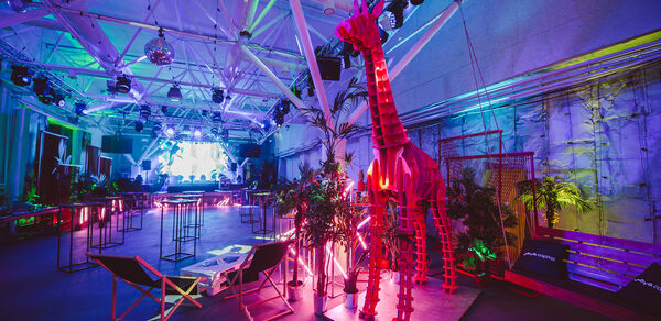 Лофт "МОДУЛЬ" Брутальный лофт с барной стойкой