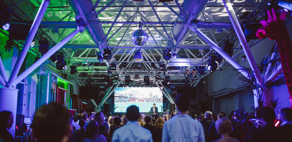 Лофт "МОДУЛЬ" Брутальный лофт с барной стойкой