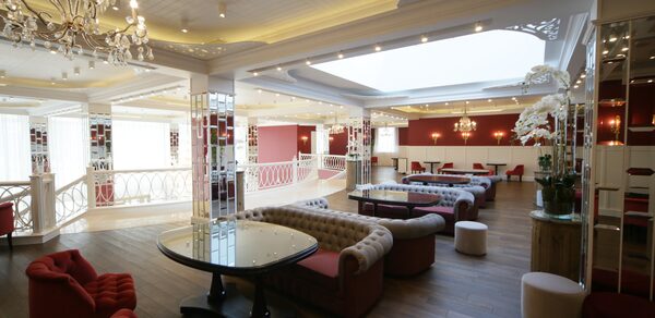 Роскошный банкетный зал