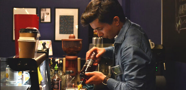 Тайм-кофейня Индиго Атмосферная кофейня под закрытие 