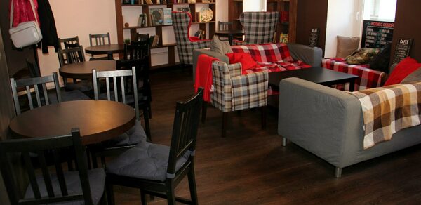 Анти-кафе рядом с метро 