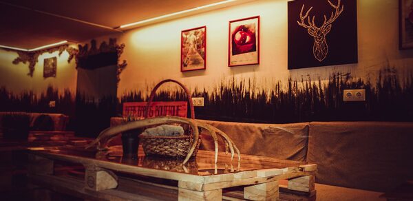 Avrora Bar. Деревянный лофт