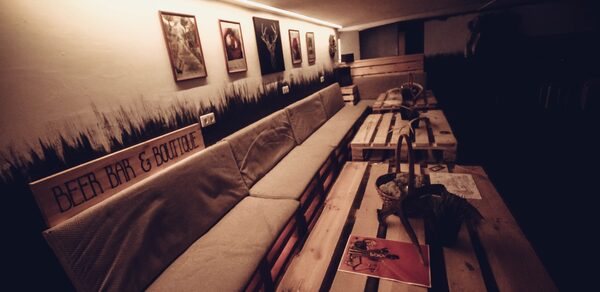 Avrora Bar. Деревянный лофт