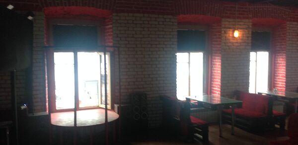 Лофт с баром в центре