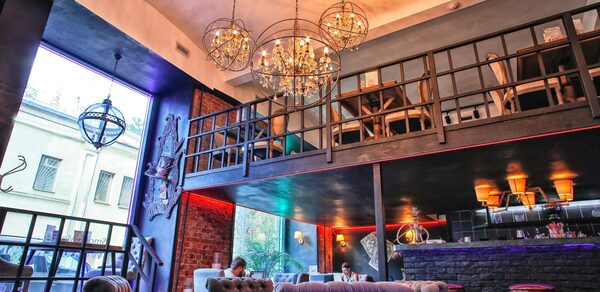 Двухуровневое кальянное пространство