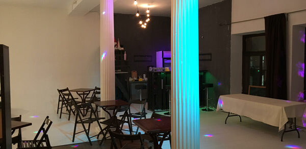 Лофт Фарфор. Стильный лофт с колоннами 