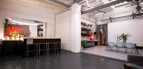 Otherside. Лофт со стеклянным куполом 