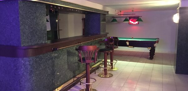 Универсальная площадка для вечеринок с аква зоной