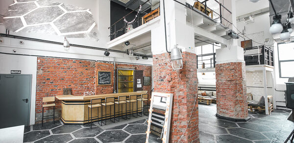 Лофт Аил Трёхуровневый кирпичный лофт