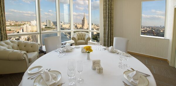 Romantic Stream Моторная Яхта