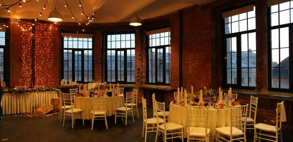 Фотофактура Лофт-пространство из двух залов