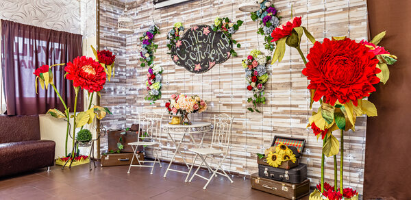 Яркое пространство для отдыха и вечеринок