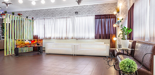 Яркое пространство для отдыха и вечеринок