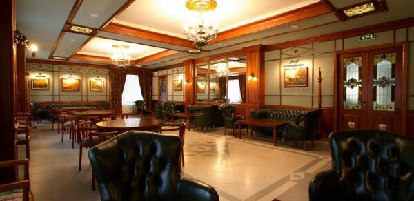 Lancaster Court Hotel