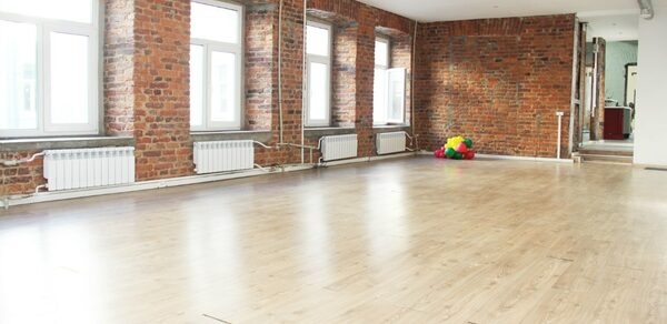 Арт-центр "НЕВСКИЙ 76"