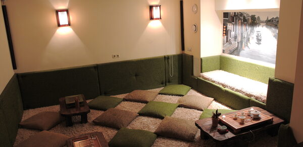 Уютная чайная комната