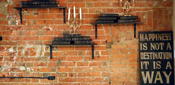 The Loft Club Лофт: сцена, лаундж-зона, танцпол