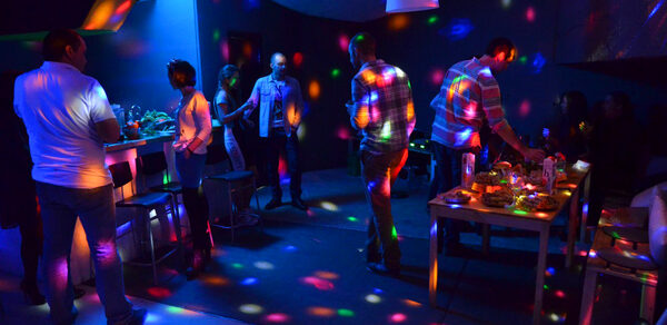 Лофт со звуком и светом для вечеринки