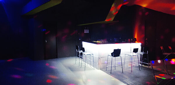 Лофт со звуком и светом для вечеринки