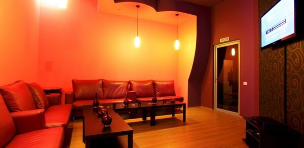 Зал для переговоров, Дней рождений, фуршетов, тренингов в центре Санкт-Петербурга