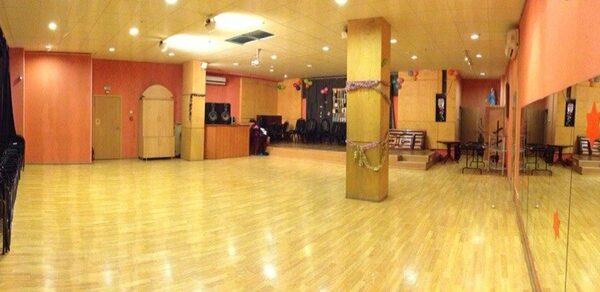 Зал для Занятий Йогой 