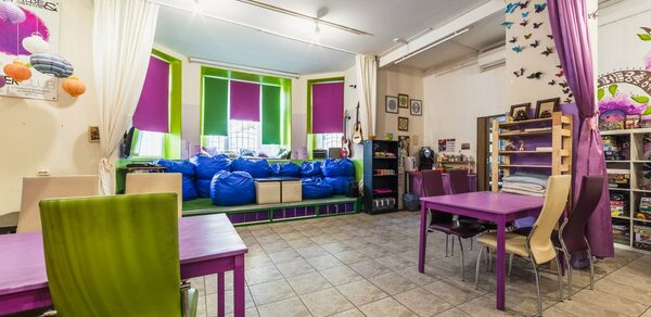 Арт-площадка со сценой