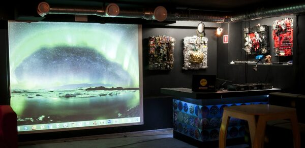 IT-бар | Post-internet club KLЮTCH. Айти-бар. Пост-интернет-клуб KLЮТЧ