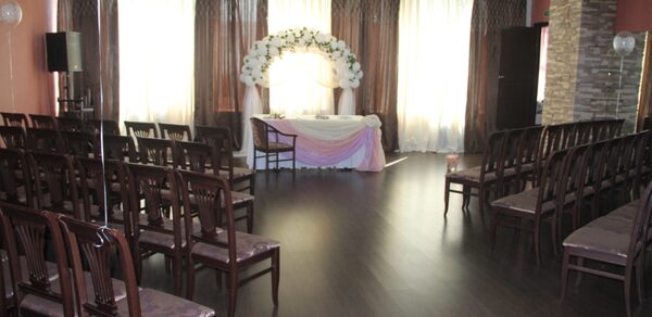 Зеркальный