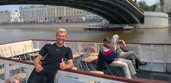 Теплоход Шаман для шумных вечеринок