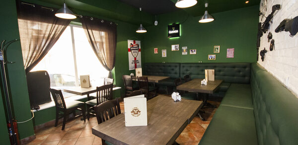 Лофт-бар в британском стиле 