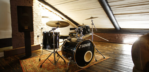  Duty Free Loft. Мансарда в центре Петербурга