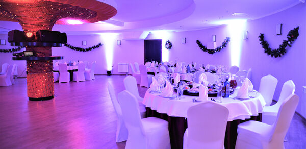 Зал в китайском стиле