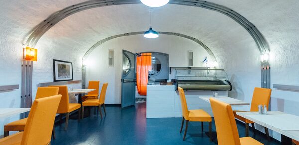 кафе "Я Дома" Лофт со сводчатым потолком