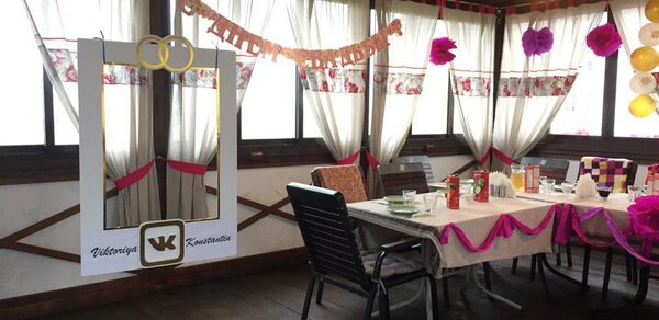 Кафе под закрытие для корпоративов