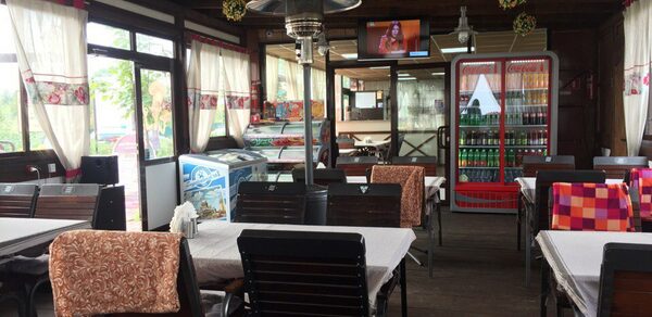 Кафе под закрытие для корпоративов