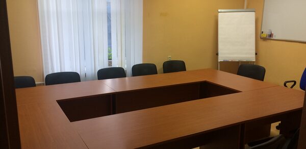 Кабинет с партами