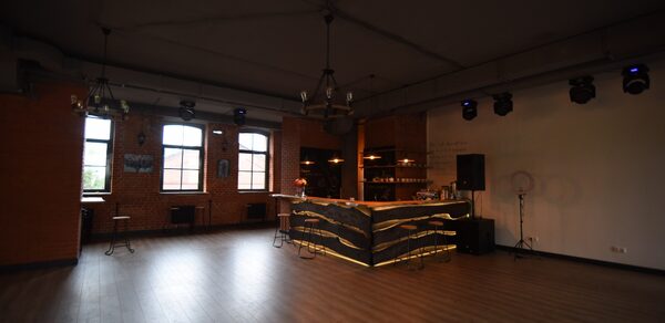 Просторный лофт на Курской