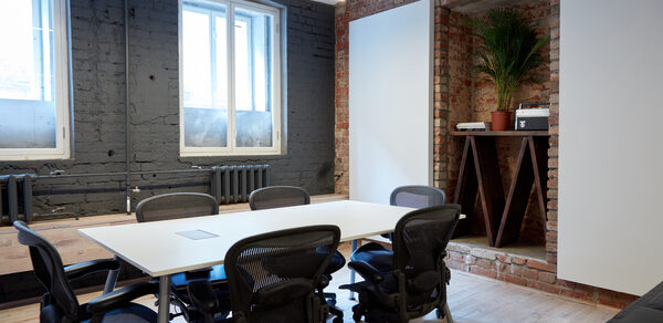 Space-U Лаунж зона