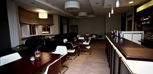 Дядя. Кухня и бар