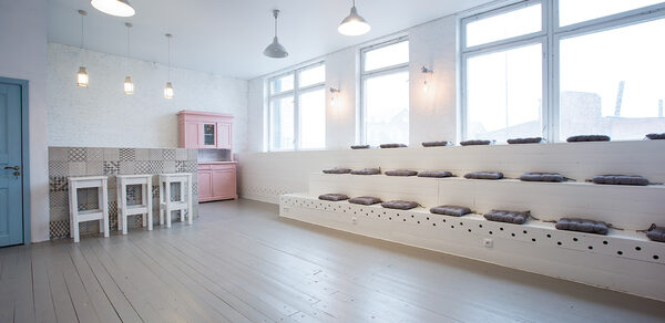 Norka studio Светлая лофт-студия с баром на Студенческой