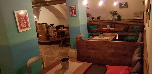 Лофт-бар в историческом центре