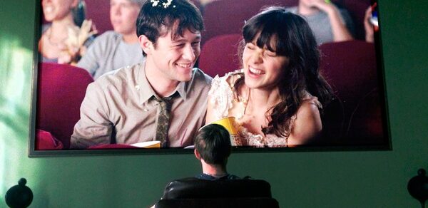 Двухэтажный зал в английском стиле