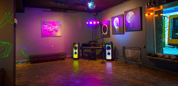 Галерея HOT-ART. Трансформируемый арт-лофт