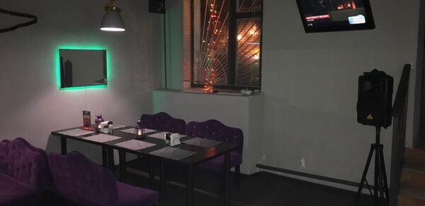 Бар с лаунж-зоной под закрытие