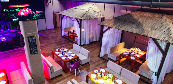 Мореми. Караоке-ресторан под закрытие