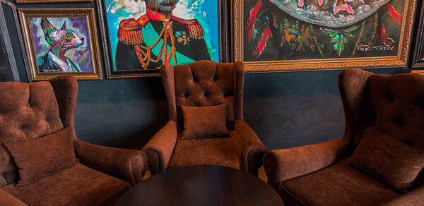 Кальянная Барвиха Lounge Живописный лофт с мягкими диванами