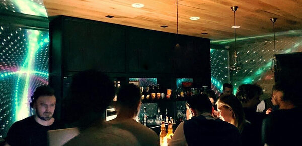 Лофт с барной зоной