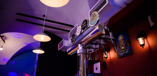Атмосферный бар в центре города