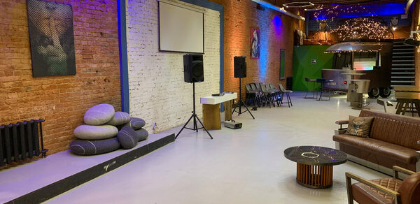 Loft for Friends. Авторский лофт с верандой 