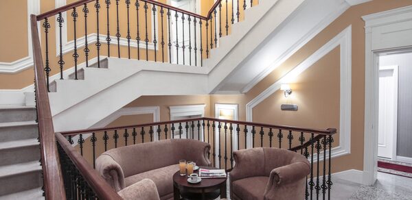 Onyx. Переговорная с круглым столом